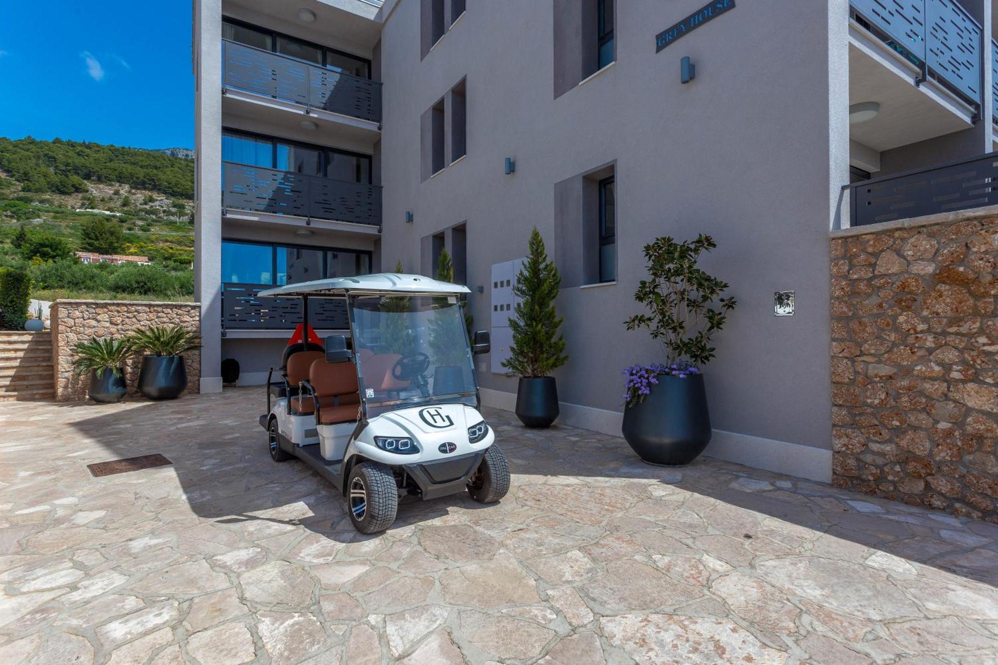 Ferienwohnung Grey House Bol Exterior foto